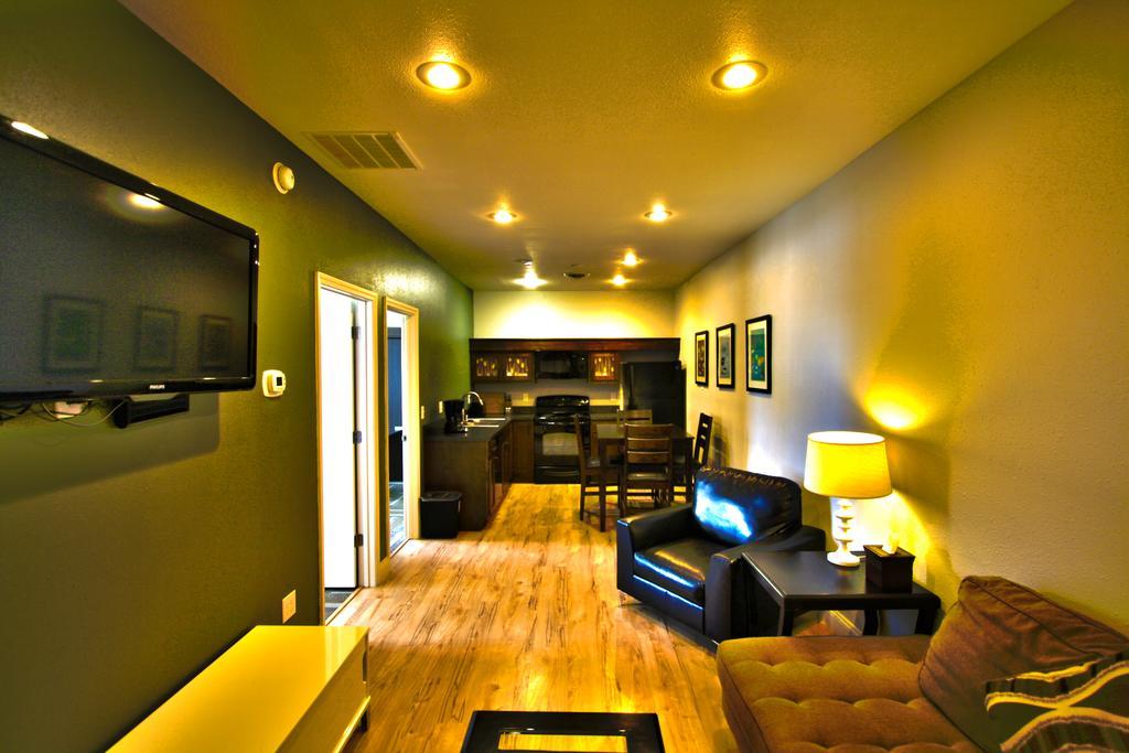 City Loft Apartments Billings Room photo